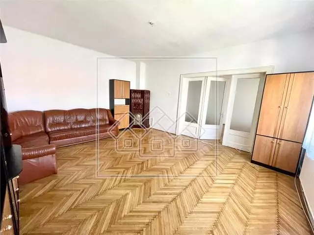 Apartament de vanzare in Sibiu - Stefan cel Mare - pretabil birou