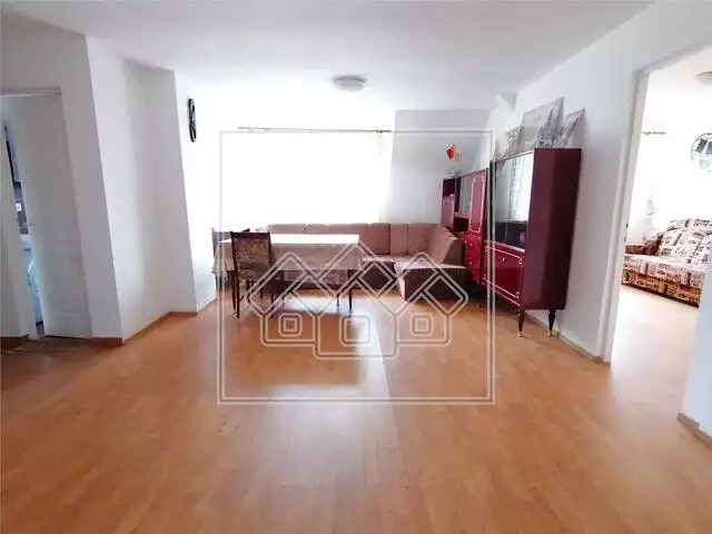 Apartament 3 camere de inchiriat in Sibiu - zona Terezian