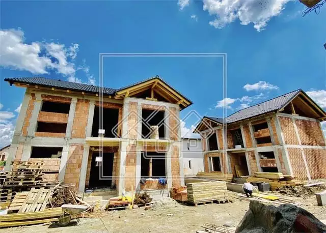 Casa de vanzare in Sibiu - Selimbar - individuala - carport