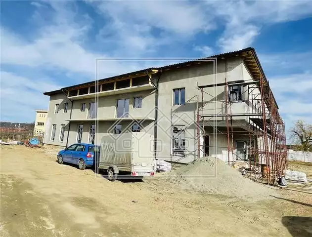 Apartament de vanzare in Sibiu - in vila cocheta - curte privata