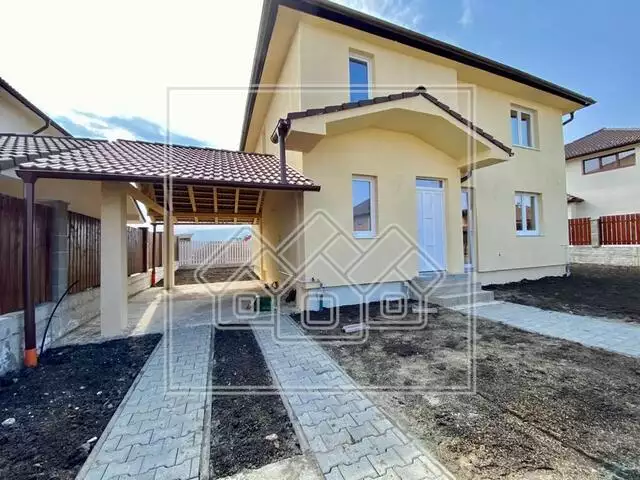 Casa de vanzare in Sibiu, 4 camere si teren 362mp, Padurea Dumbrava