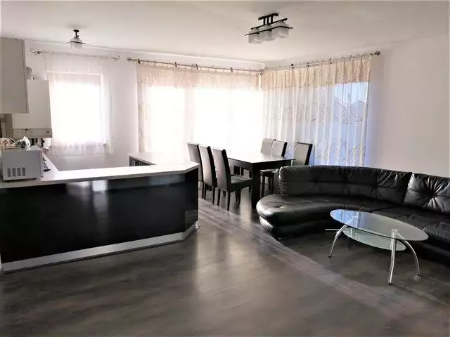 De vanzare| Apartament 4 camere| Modern| 2 Balcoane| Buna Ziua!