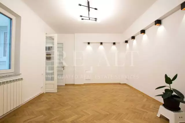 Vanzare apartament 3 camere | Eleganta si stil | Piata Unirii