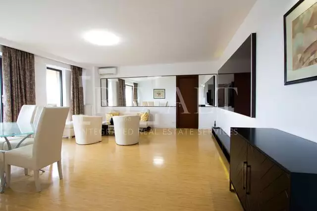 Inchiriere apartament 3 camere | Renovat 2023,  Parcare | Central Park