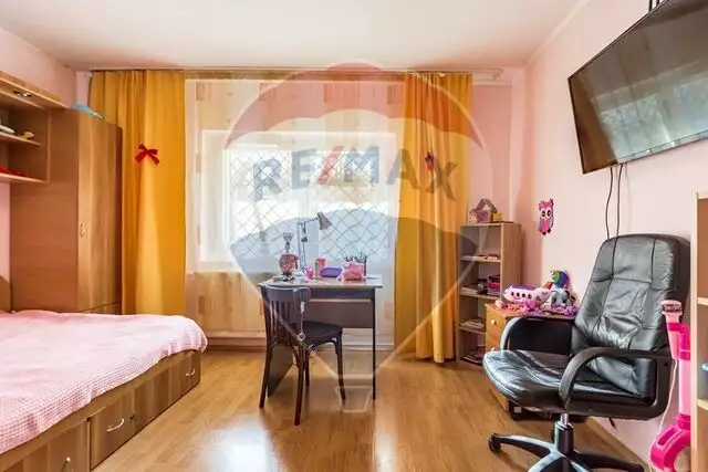 Apartament 3 dormitoare, 2 bai, zona de zi Bulevardul Decebal - Alba Iulia