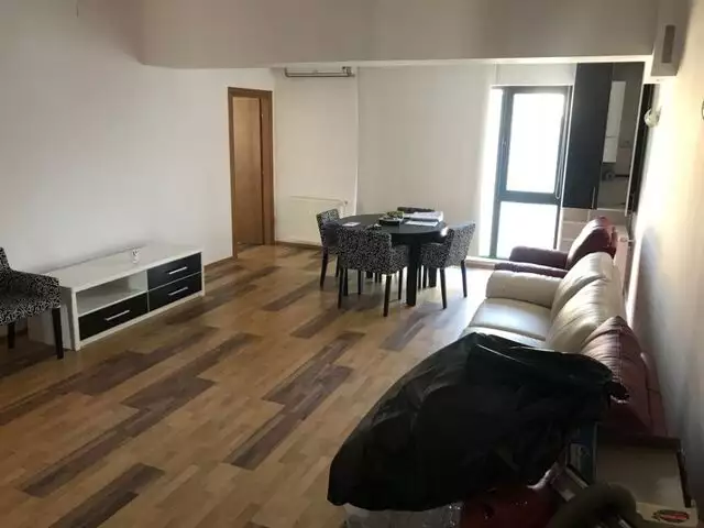 Vanzare apartament, 3 camere, in Sector 3, zona Calea Calarasilor