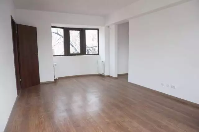 De vanzare apartament, 2 camere, in Sector 2, zona Eminescu