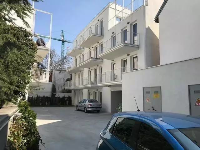 Inchiriere apartament, 3 camere, in Sector 2, zona Dacia