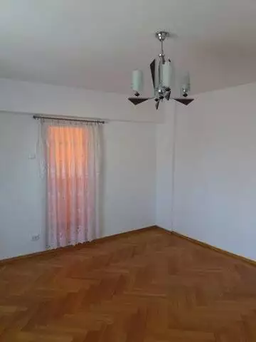 Vanzare apartament, 4 camere, in Sector 1, zona Capitale