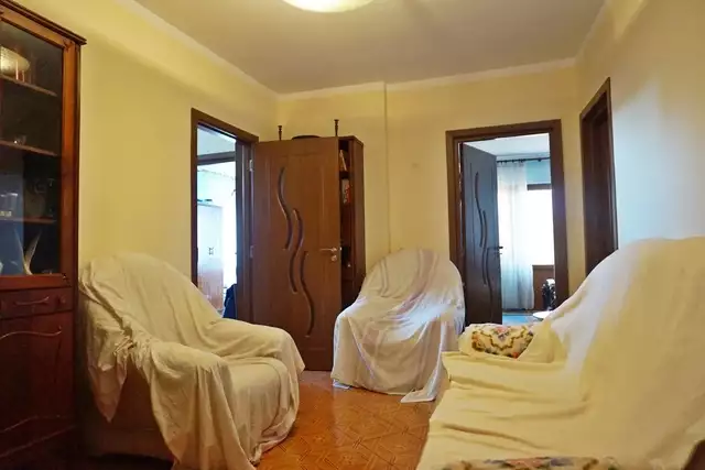De vanzare apartament, 3 camere, in Sector 2, zona Eminescu