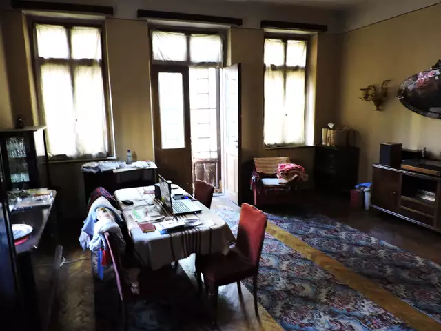 Vanzare apartament, 4 camere, in Sector 5, zona Kogalniceanu