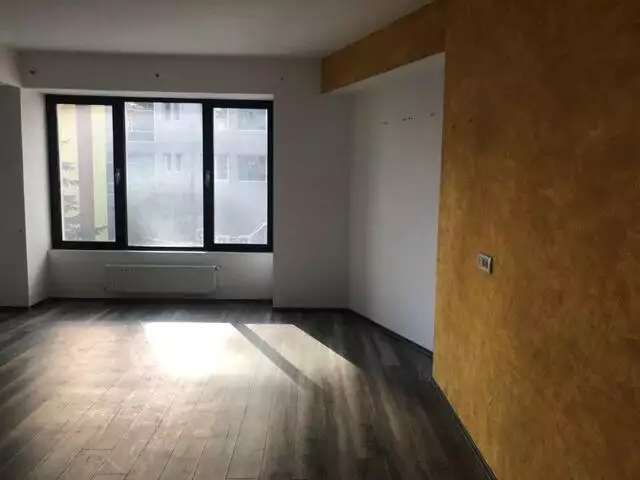 De vanzare apartament, 2 camere, in Sector 4, zona Tineretului