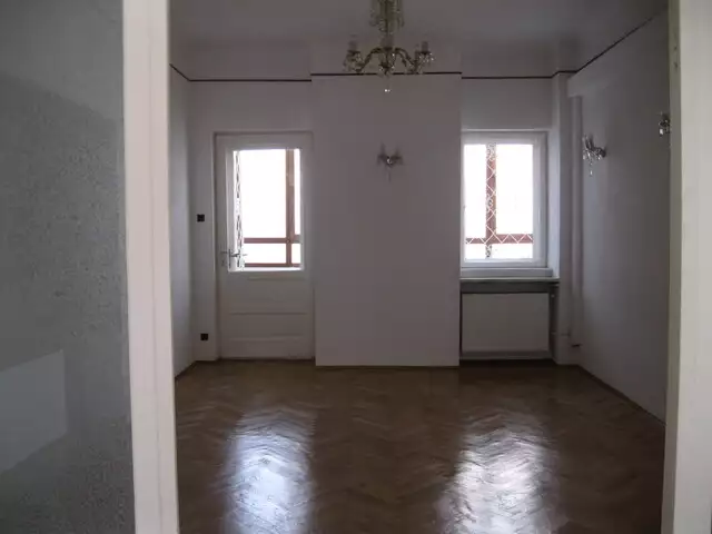 Inchiriere apartament, 5 camere, in Sector 1, zona Primaverii