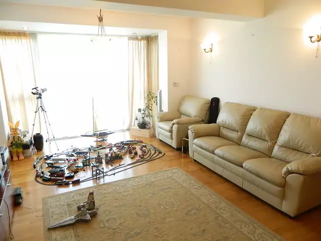 De vanzare apartament, 3 camere, in Sector 1, zona Domenii