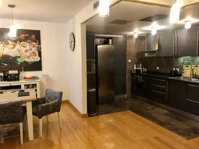 Vanzare apartament, 3 camere, in Sector 3, zona Unirii (S3)