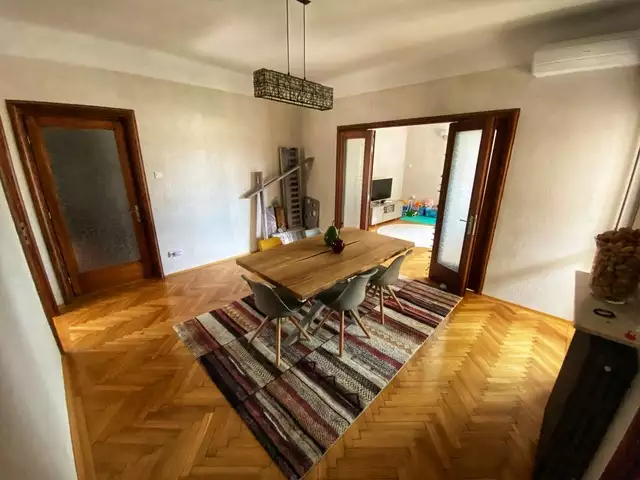 Vanzare apartament, 4 camere, in Sector 1, zona Piata Romana