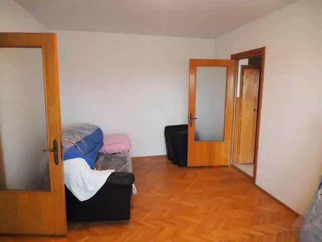 Vanzare apartament, 4 camere, in Sector 2, zona Mosilor
