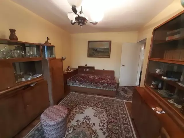 Vanzare apartament, 3 camere, in Cluj-Napoca, zona Centru
