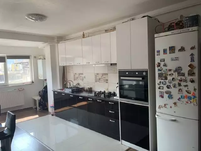 Se vinde apartament, 2 camere, in Cluj-Napoca, zona Floresti