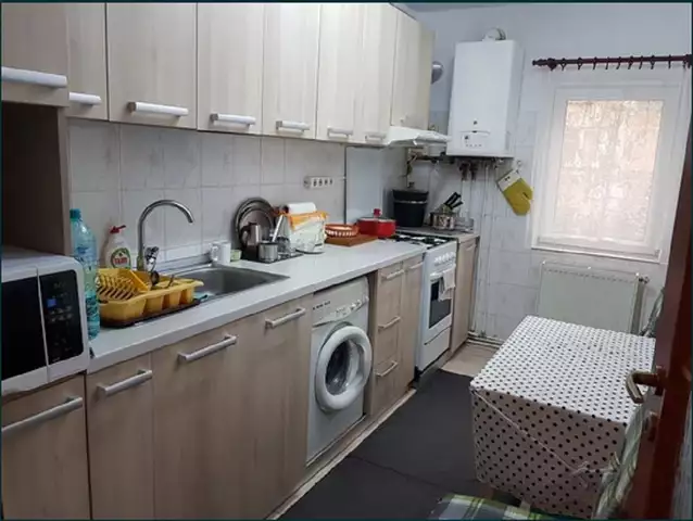 De vanzare apartament, 2 camere, in Cluj-Napoca, zona Intre Lacuri