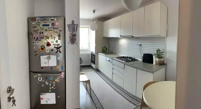 Vanzare apartament, 4 camere, in Cluj-Napoca, zona Gheorgheni