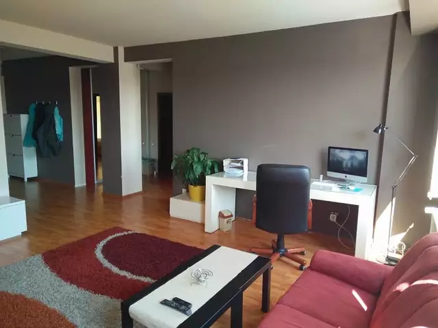 Vanzare apartament, 3 camere, in Cluj-Napoca, zona Centru