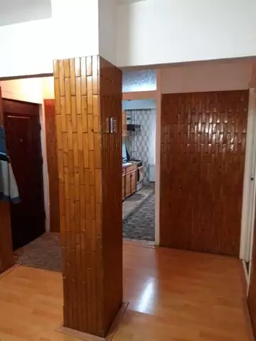 De vanzare apartament, 4 camere, in Cluj-Napoca, zona Marasti