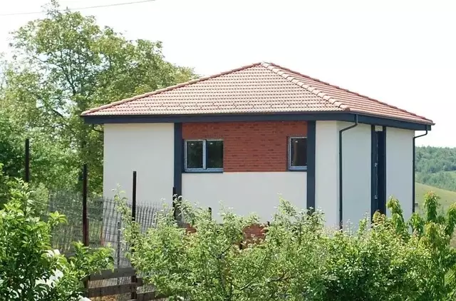 Se vinde casa, 4 camere, in Feleacu, zona Centru