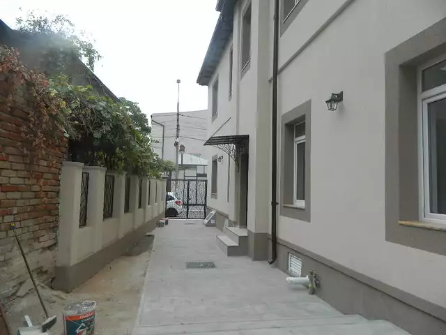 Se vinde casa, 4 camere, in Sector 6, zona Plevnei