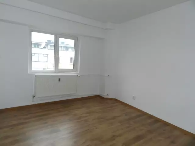 De vanzare apartament, 3 camere, in Sector 2, zona Tei