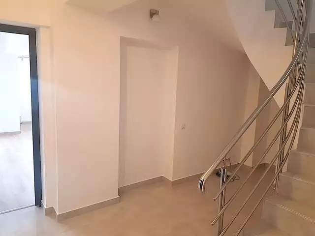 Inchiriere apartament, 3 camere, in Sector 3, zona Alba Iulia