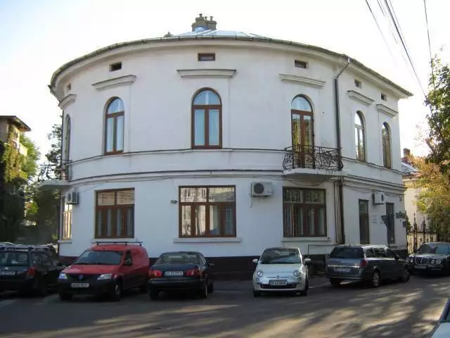 Se inchiriaza apartament, 7 camere, in Sector 2, zona Pache Protopopescu