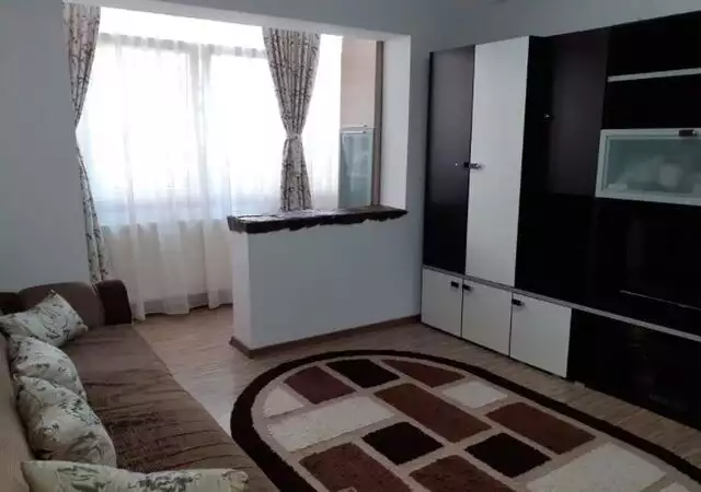 Apartament 3 camere zona Aradului
