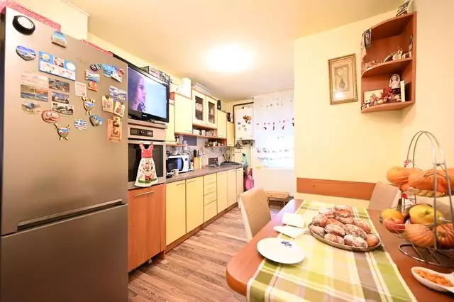 Apartament 3 camere zona Bucovina
