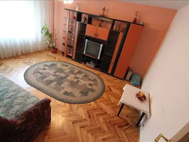 Apartament cu 2 camere de închiriat în zona Steaua