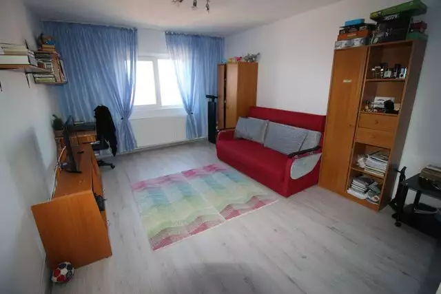 Apartament 2 camere de vânzare în zona Blascovici