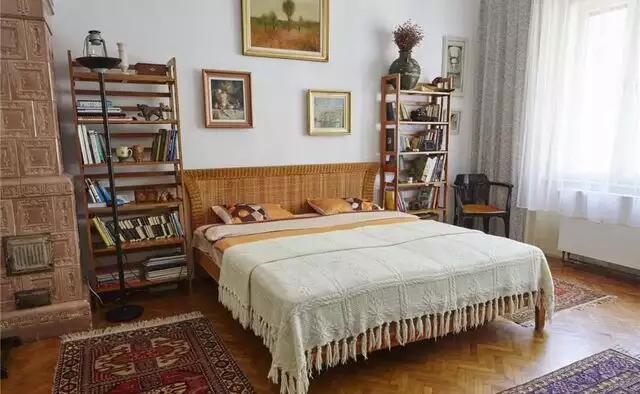 DE INCHIRIAT apartament 2 camere in vila/Vintage flat with 2 rooms FOR RENT