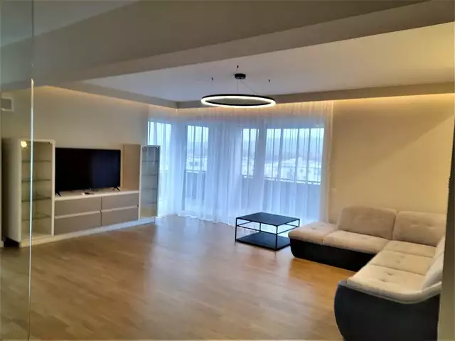 Se inchiriaza apartament, 4 camere, in Cluj-Napoca, zona Buna Ziua