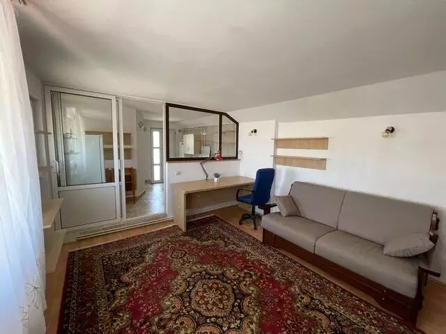 De vanzare apartament, o camera, in Cluj-Napoca, zona Dambul Rotund