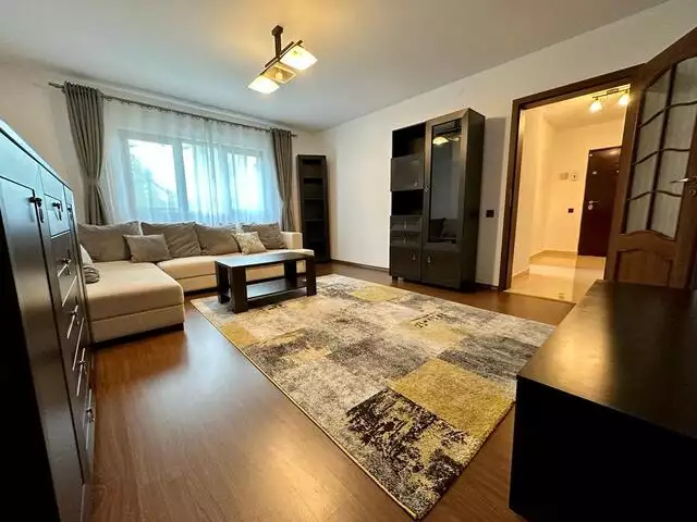 Vanzare apartament, 3 camere, in Cluj-Napoca, zona Plopilor