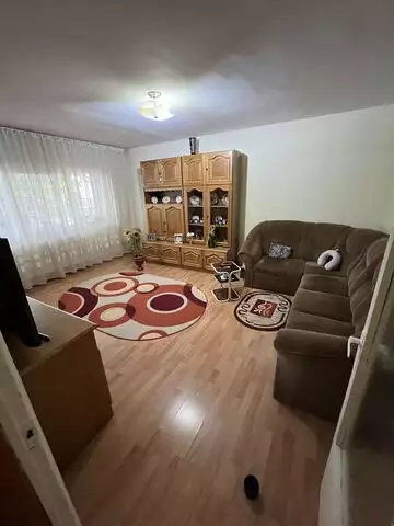 Vanzare apartament, 4 camere, in Cluj-Napoca, zona Marasti