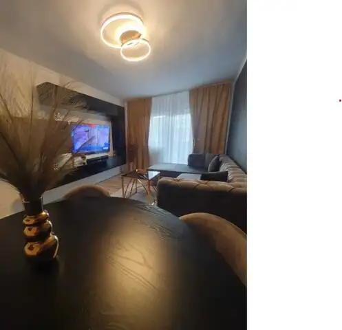 Vanzare apartament, 4 camere, in Cluj-Napoca, zona Manastur