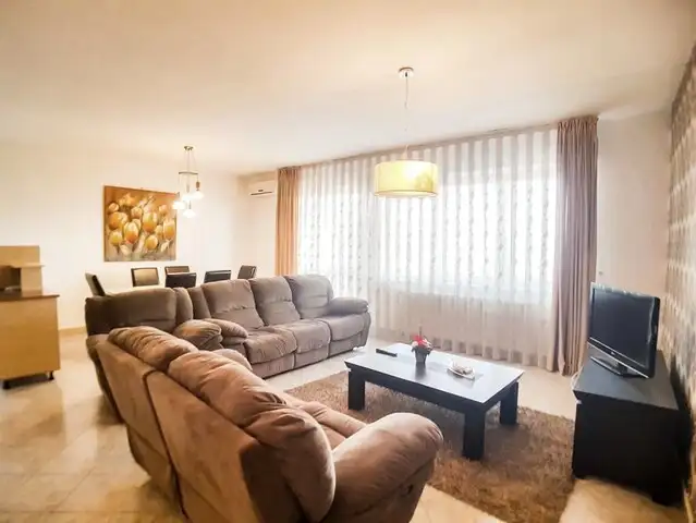 Se vinde apartament, 3 camere, in Cluj-Napoca, zona Andrei Muresanu