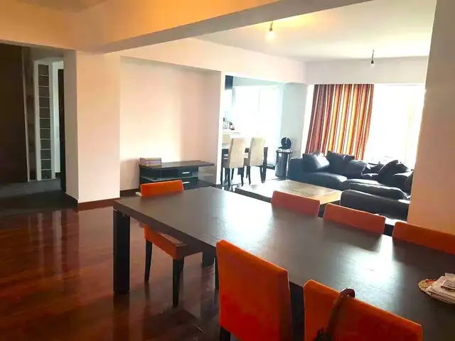 Vanzare apartament, 3 camere, in Cluj-Napoca, zona Plopilor