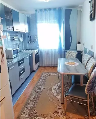 Se vinde apartament, 3 camere, in Cluj-Napoca, zona Intre Lacuri
