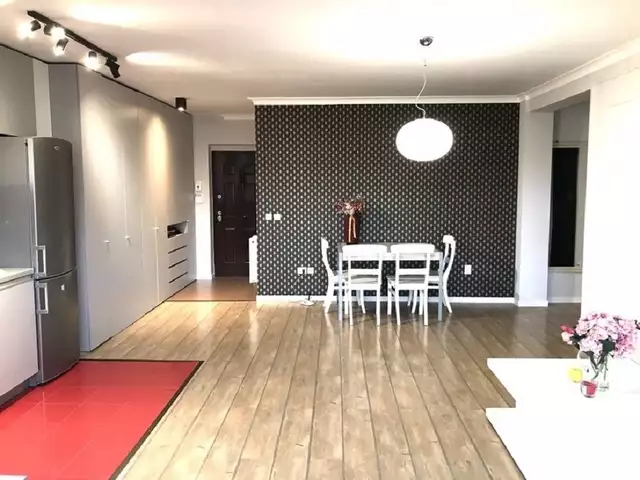 Se vinde apartament, 2 camere, in Cluj-Napoca, zona Floresti