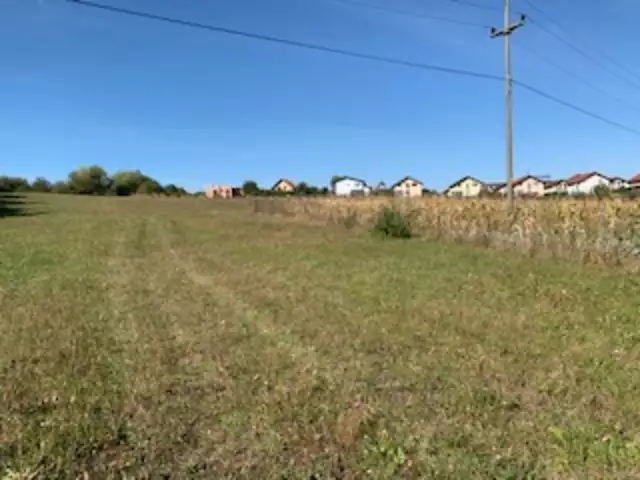 Vanzare teren, 10100 m<sup>2</sup>, in Cluj-Napoca, zona Calea Turzii