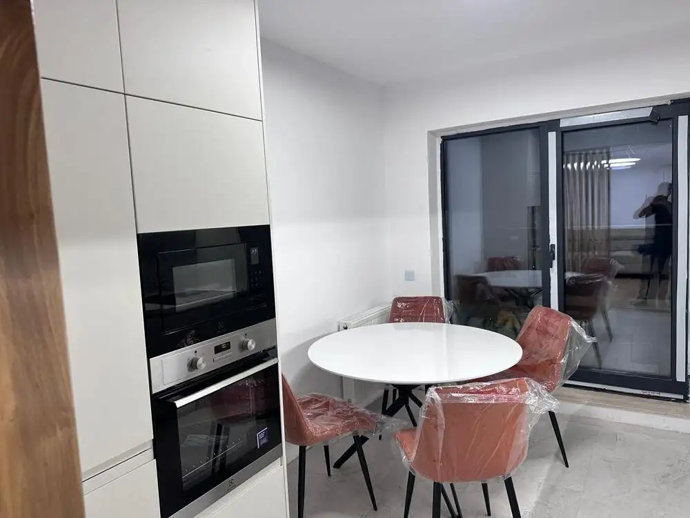 Se inchiriaza apartament, 3 camere, in Cluj-Napoca, zona Zorilor