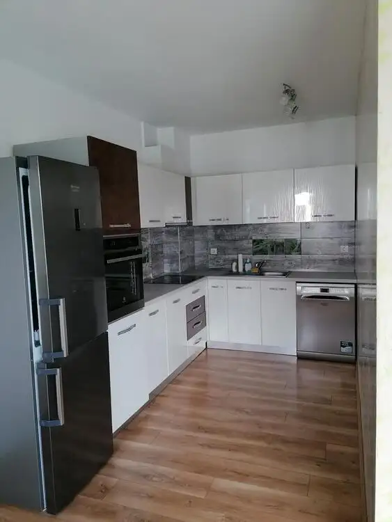 Vanzare apartament, 3 camere, in Cluj-Napoca, zona Marasti