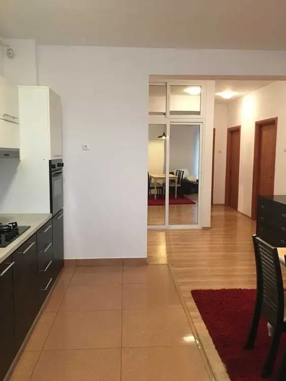 Vanzare apartament, 3 camere, in Cluj-Napoca, zona Andrei Muresanu